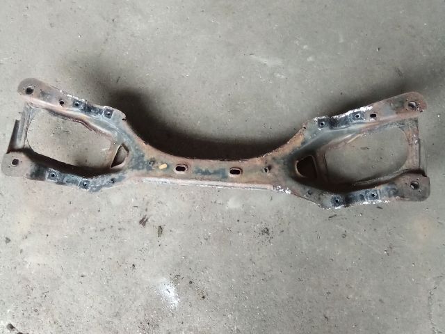 bontott VW TOUAREG Hátsó Bölcső