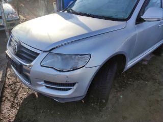 bontott VW TOUAREG Homlokfal (Üres lemez)