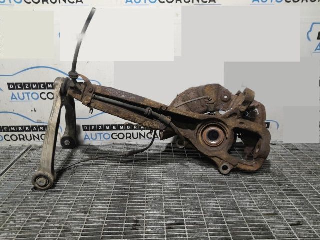 bontott VW TOUAREG Jobb első Csonkállvány