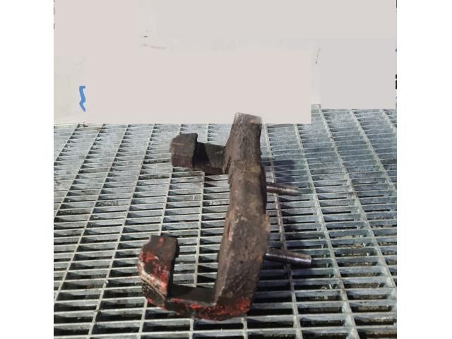 bontott VW TOUAREG Jobb első Fékkengyel