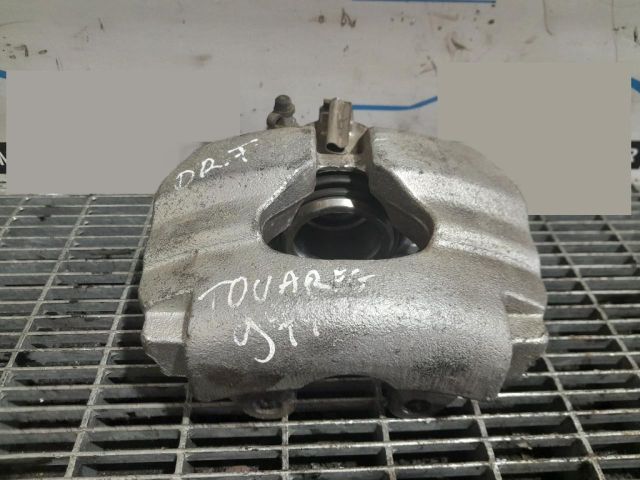 bontott VW TOUAREG Jobb első Fékkengyel