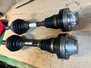 bontott VW TOUAREG Jobb Féltengely