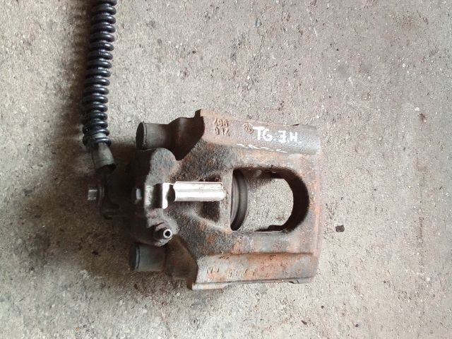 bontott VW TOUAREG Jobb hátsó Féknyereg Munkahengerrel