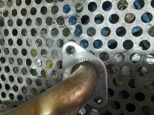 bontott VW TOUAREG Kartergázcső