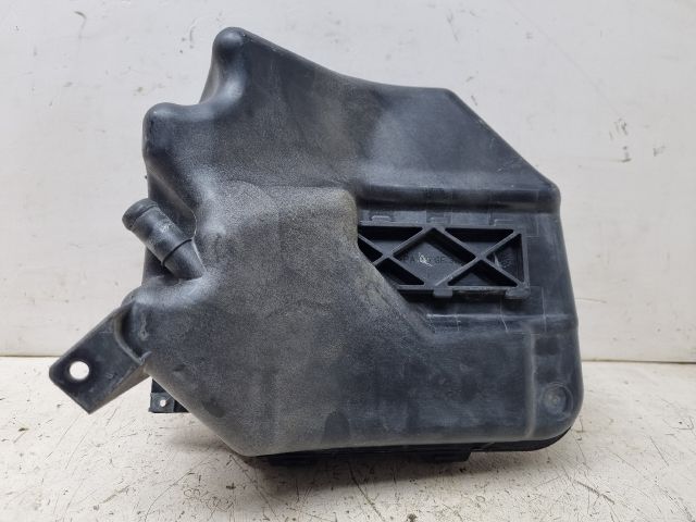 bontott VW TOUAREG Kiegyenlítő Tartály