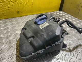 bontott VW TOUAREG Kiegyenlítő Tartály
