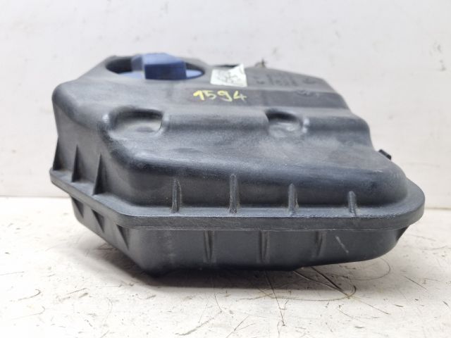 bontott VW TOUAREG Kiegyenlítő Tartály