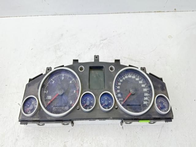 bontott VW TOUAREG Kilométeróra
