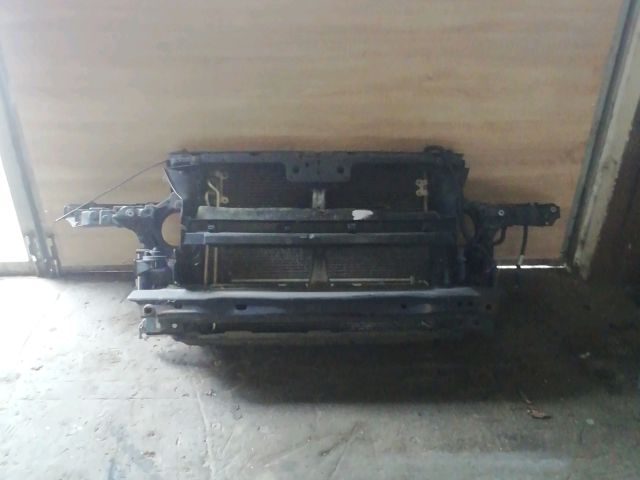 bontott VW TOUAREG Komplett Homlokfal (Részeivel)