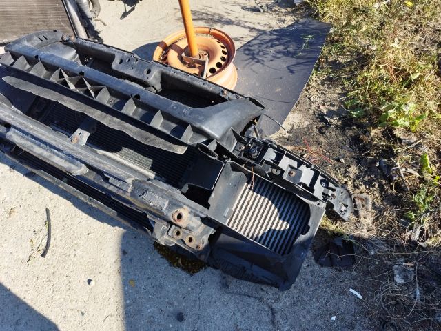 bontott VW TOUAREG Komplett Homlokfal (Részeivel)