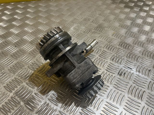 bontott VW TOUAREG Kormányszervó Motor (Hidraulikus)