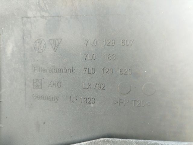 bontott VW TOUAREG Légszűrő Ház