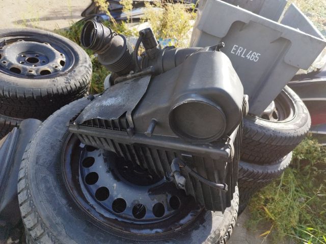 bontott VW TOUAREG Légszűrő Ház