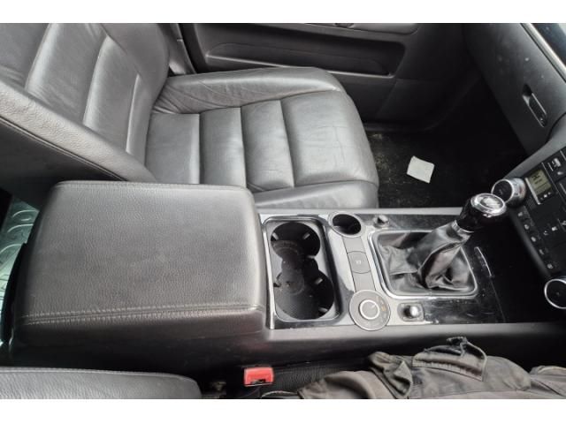 bontott VW TOUAREG Motor Tartó Bak Bal