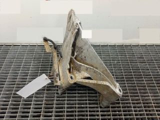 bontott VW TOUAREG Motor Tartó Bak Bal