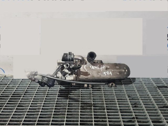 bontott VW TOUAREG Olajhűtő