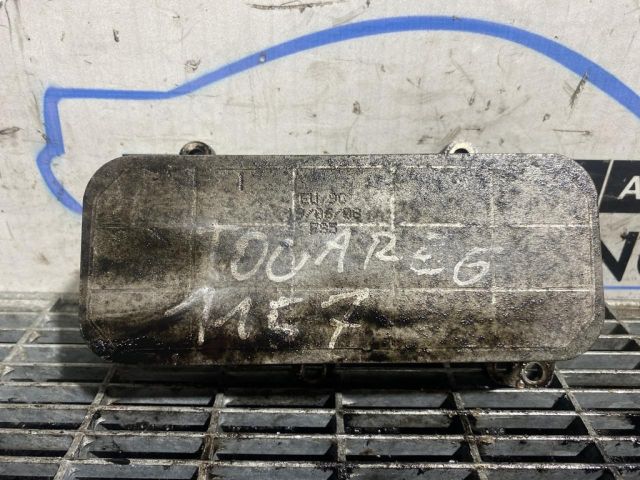 bontott VW TOUAREG Olajhűtő