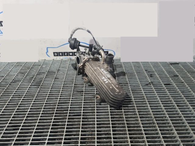 bontott VW TOUAREG Olajhűtő