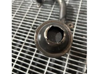 bontott VW TOUAREG Olajszivattyú Szűrőkosár