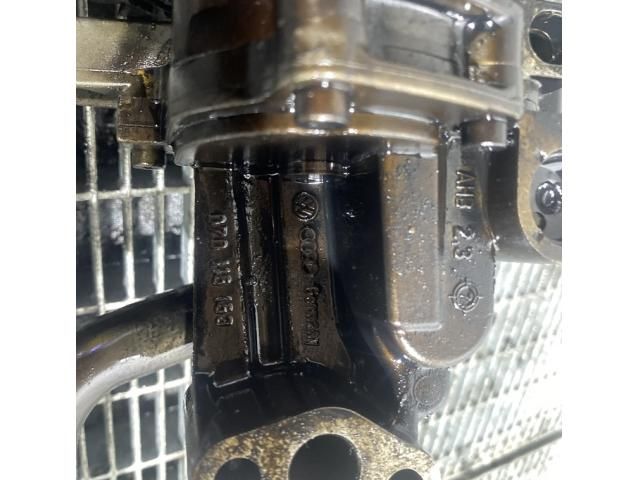 bontott VW TOUAREG Olajszivattyú