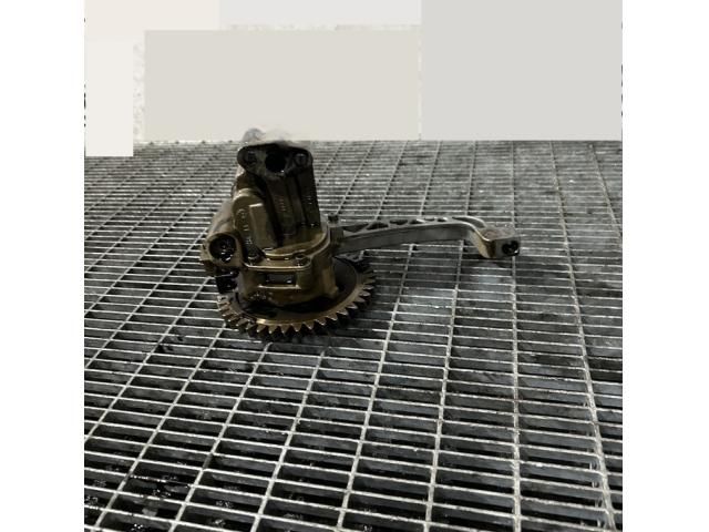 bontott VW TOUAREG Olajszivattyú