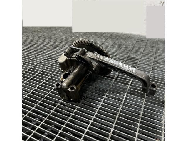 bontott VW TOUAREG Olajszivattyú