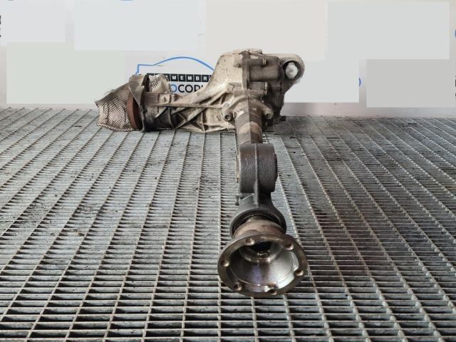 bontott VW TOUAREG Osztómű