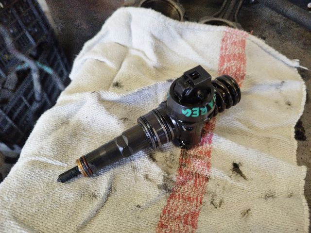 bontott VW TOUAREG Porlasztó (1 db)