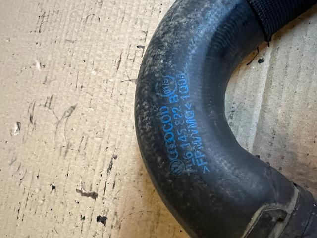 bontott VW TOUAREG Turbócső