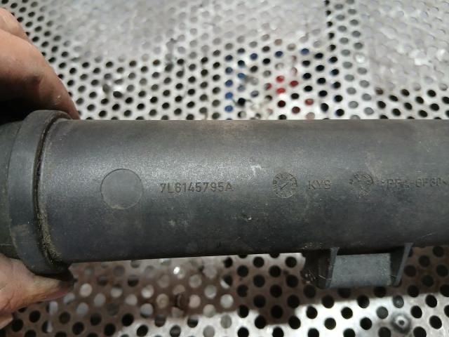 bontott VW TOUAREG Turbócső