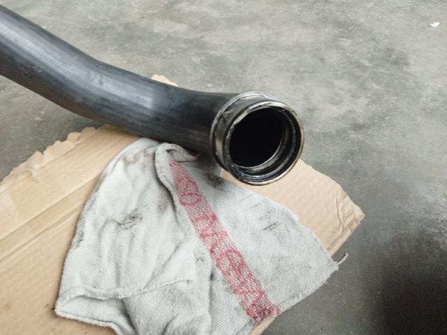 bontott VW TOUAREG Turbócső