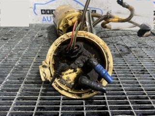 bontott VW TOUAREG Üzemanyag Szivattyú