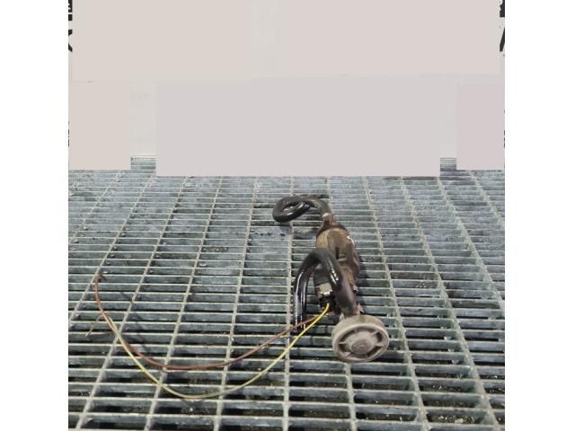 bontott VW TOUAREG Üzemanyag Szivattyú