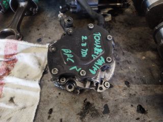 bontott VW TOUAREG Vákumpumpa