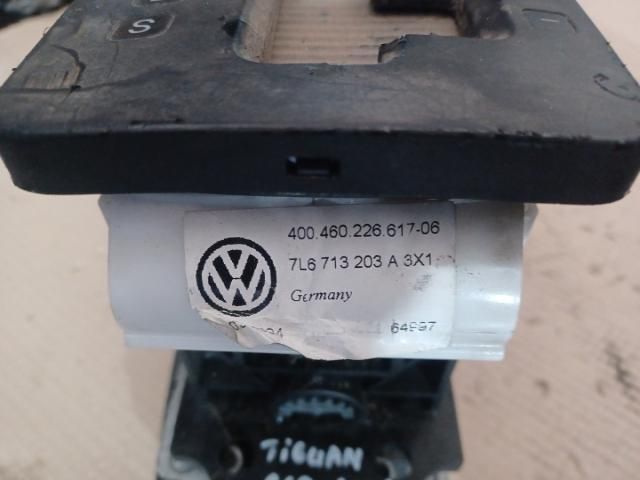 bontott VW TOUAREG Váltó Fokozatválasztó