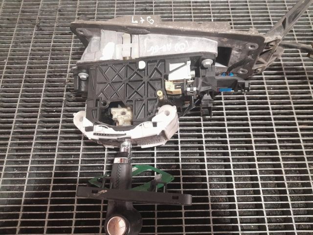 bontott VW TOUAREG Váltó Kulissza