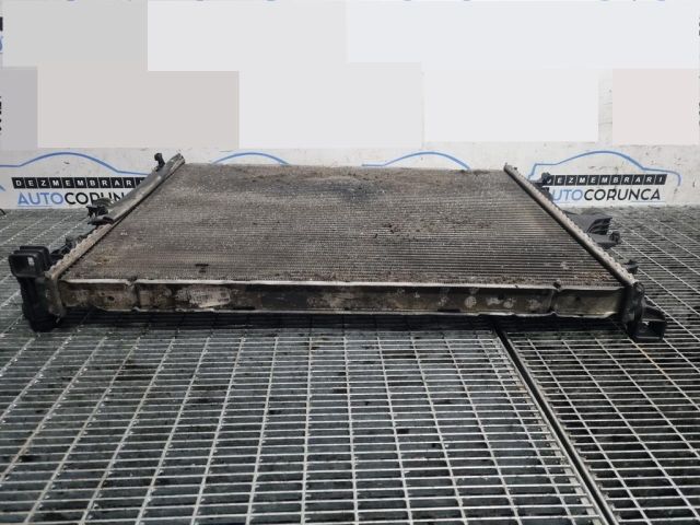 bontott VW TOUAREG Vízhűtő Radiátor (Klímás)