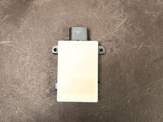 bontott VW TOUAREG Jeladó (Magában)