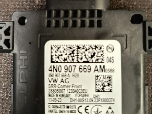 bontott VW TOUAREG Jeladó (Magában)