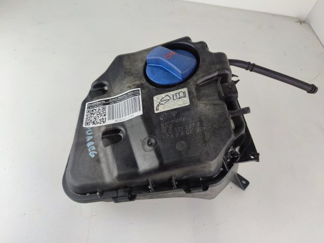 bontott VW TOUAREG Kiegyenlítő Tartály