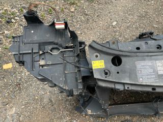 bontott VW TOUAREG Komplett Homlokfal (Részeivel)