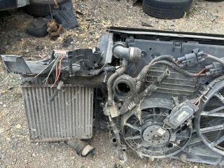 bontott VW TOUAREG Komplett Homlokfal (Részeivel)