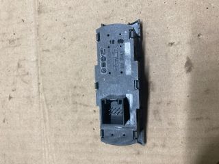 bontott VW TOUAREG Állítható Futómű Vezérlő Panel