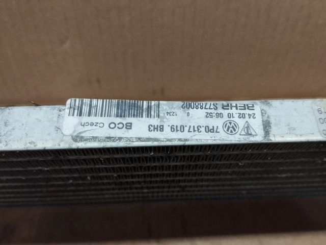 bontott VW TOUAREG Automata Váltó Olajhűtő