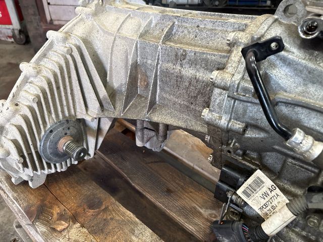 bontott VW TOUAREG Automata Váltó