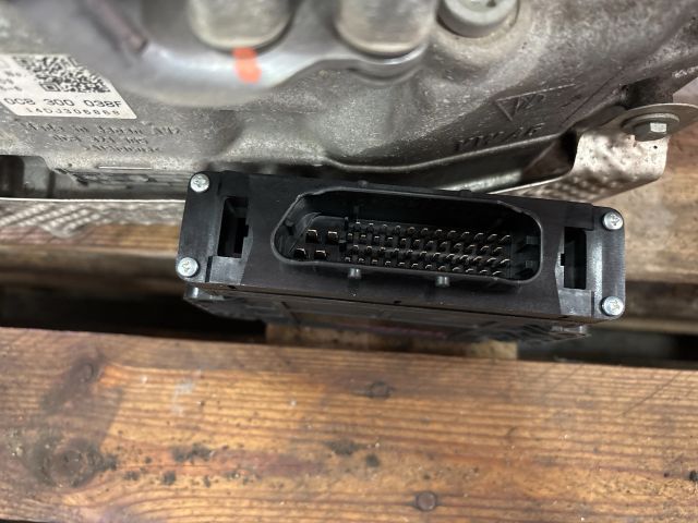 bontott VW TOUAREG Automata Váltó