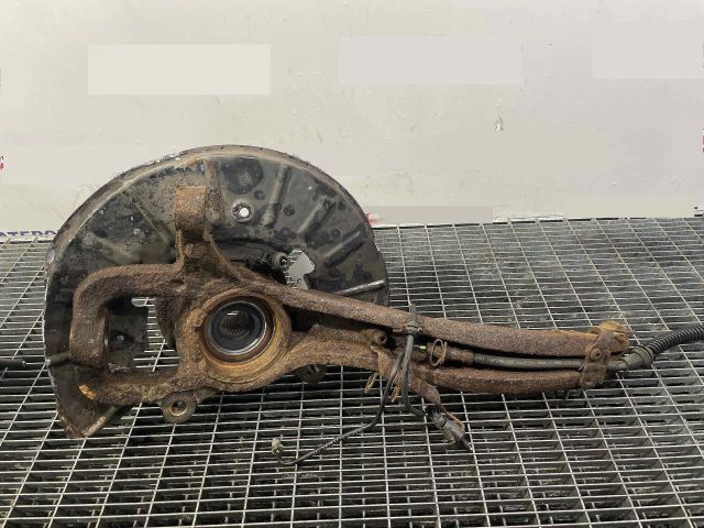 bontott VW TOUAREG Bal első Csonkállvány