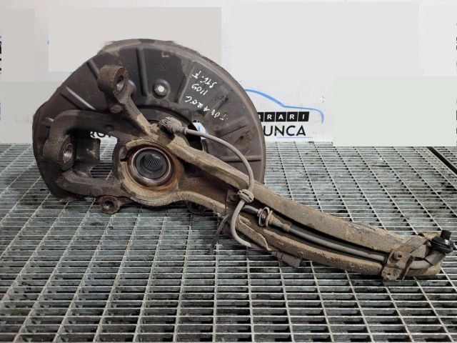 bontott VW TOUAREG Bal első Csonkállvány