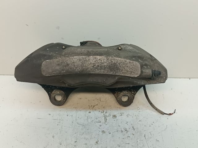 bontott VW TOUAREG Bal első Féknyereg Munkahengerrel