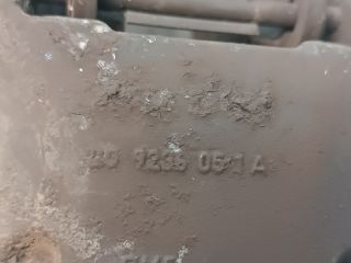 bontott VW TOUAREG Bal első Féknyereg Munkahengerrel